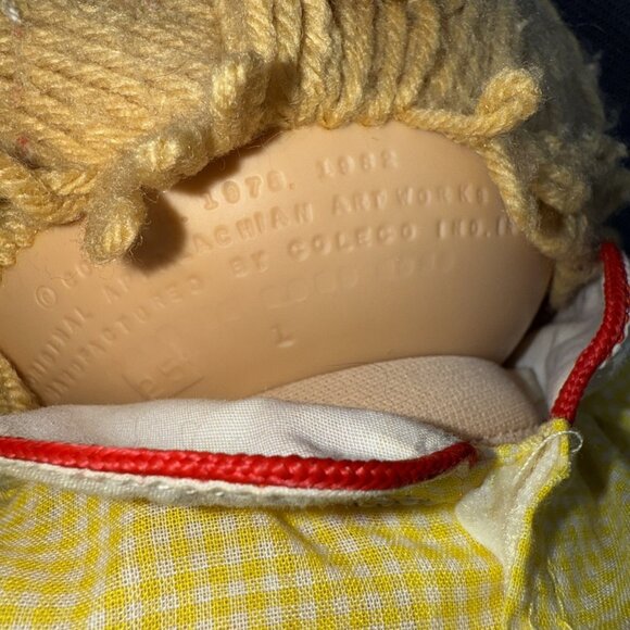Vintage Cabbage Patch Kids Girl Doll Blond Hair Blue Eyes Coleco 1982 - Picture 7 of 10